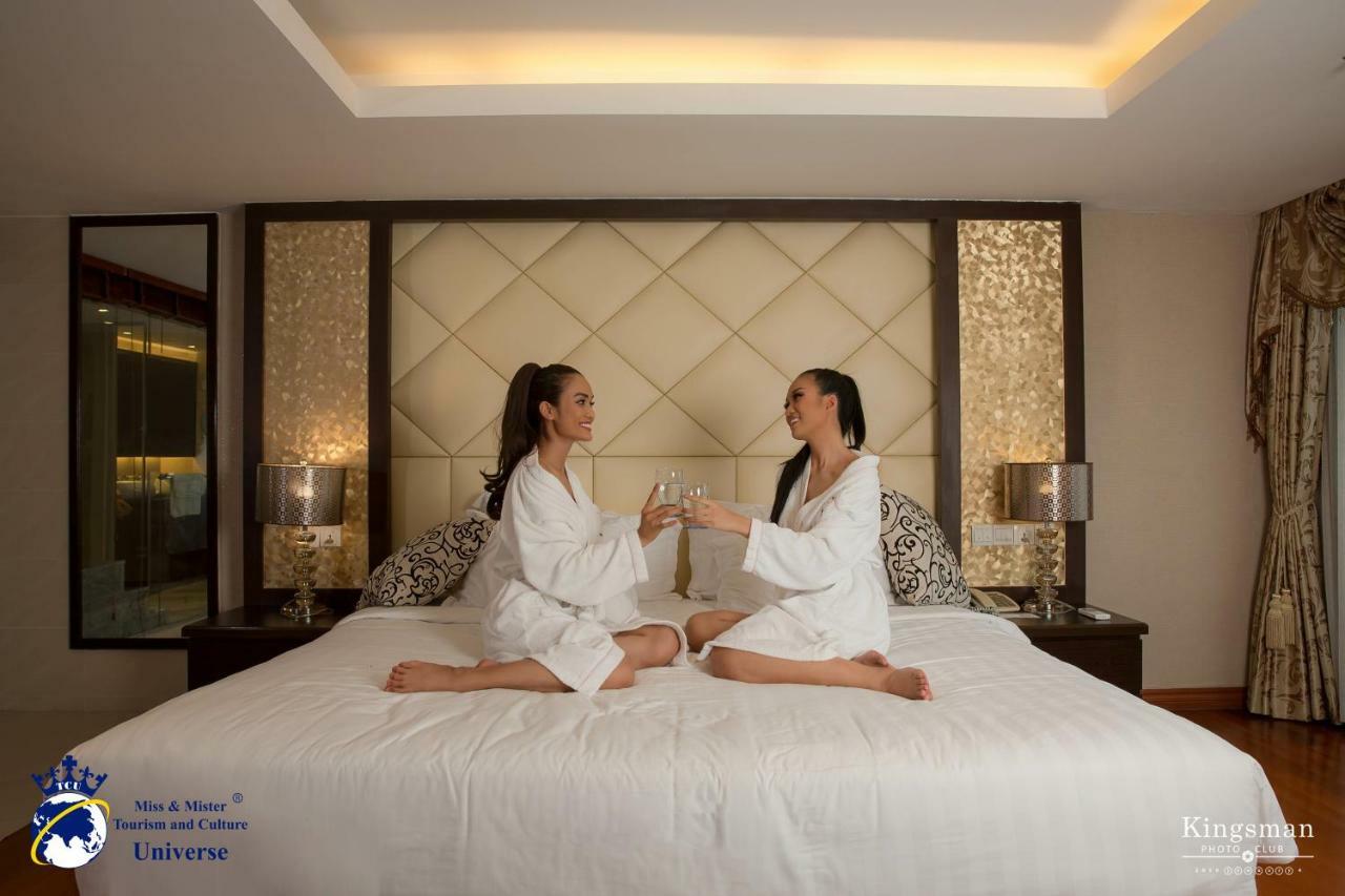 Esperado Lake View Hotel Янгон Екстер'єр фото
